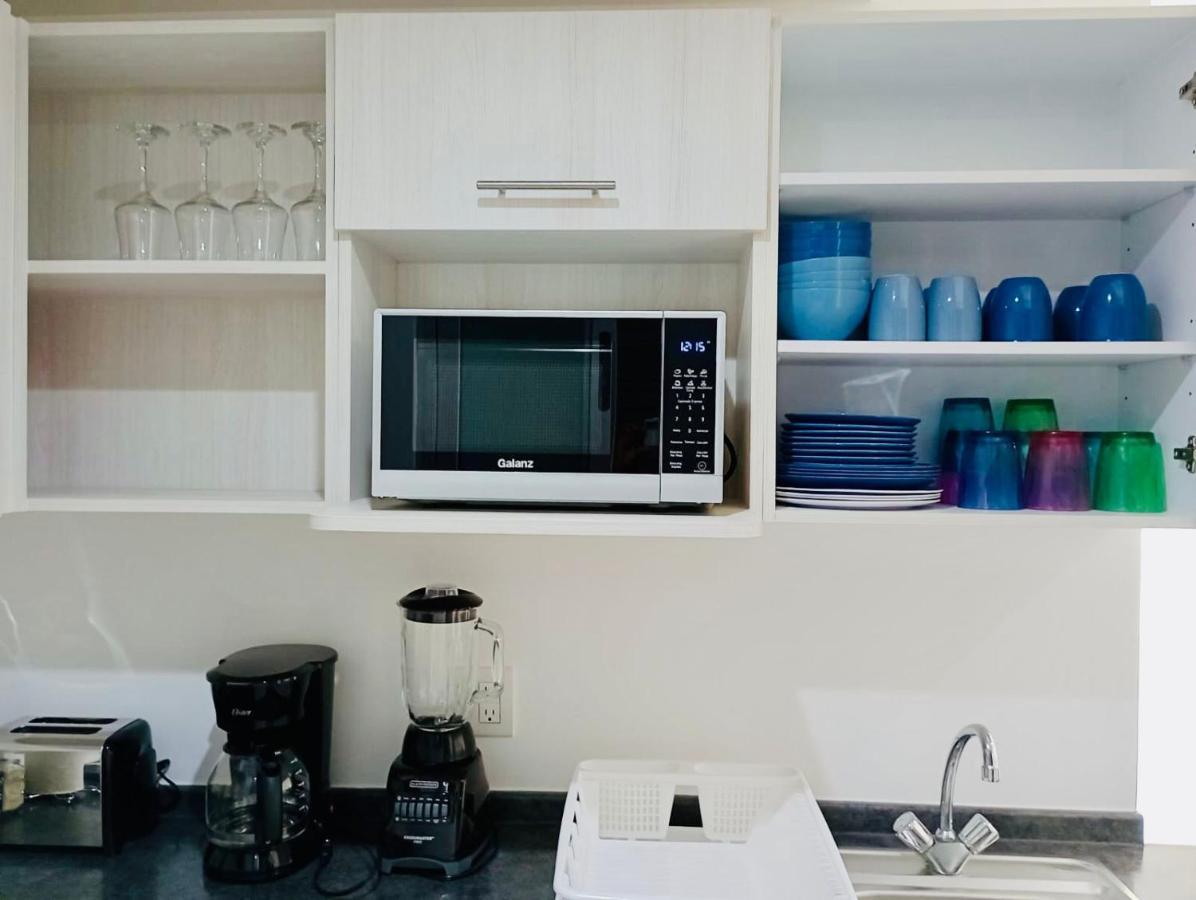 Apartment Romulo Ofarril 2parking-3br-2ba *